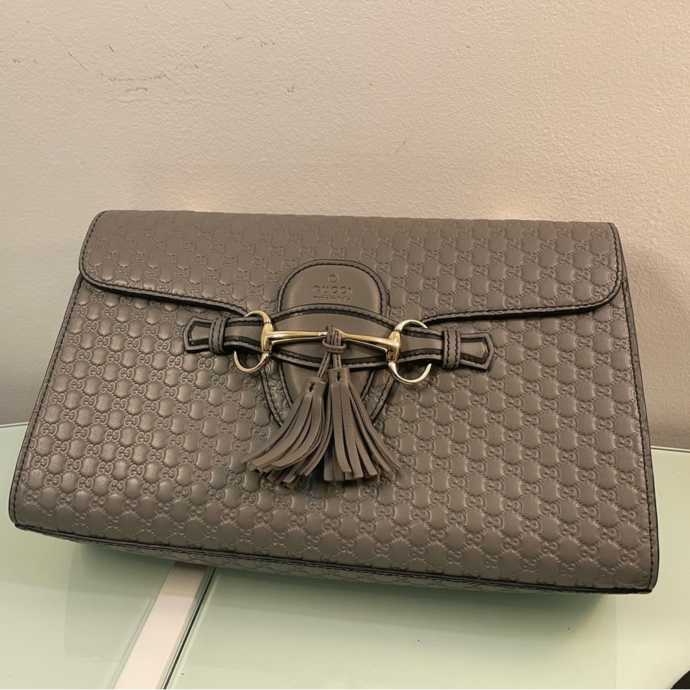 Gucci Guccisima Emily chain flap bag in excellent pre owned condition.